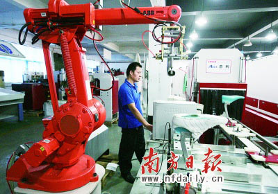 危機下東莞機電產(chǎn)業(yè):厚街發(fā)展新動力